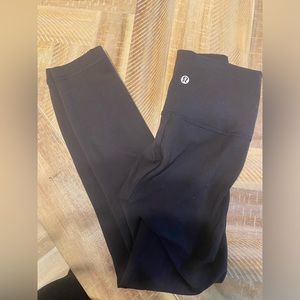 Lululemon Wunder Train 23” leggings